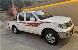 نيسان نافارا